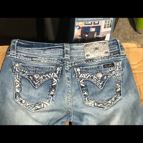 Miss Me jeans. Size 28. - Picture 4 of 6